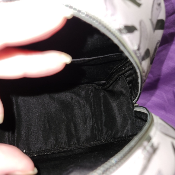 DISNEY NBC NIGHTMARE BEFORE CHRISTMAS LOUNGEFLY MINI BACKPACK EUC - Picture 9 of 9